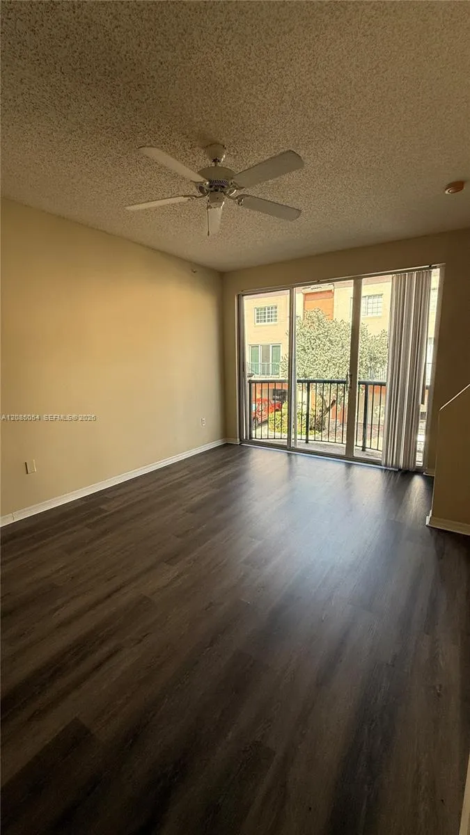 2107 SE 10th Ave #827 Fort Lauderdale, FL 33316