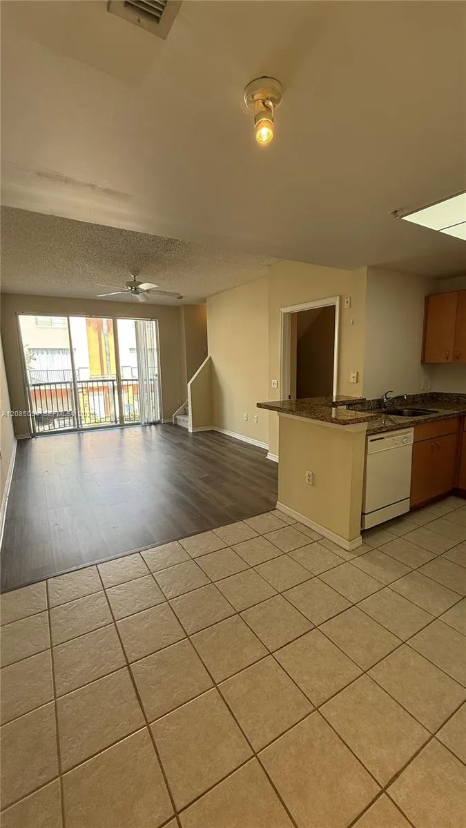 2107 SE 10th Ave #827 Fort Lauderdale, FL 33316