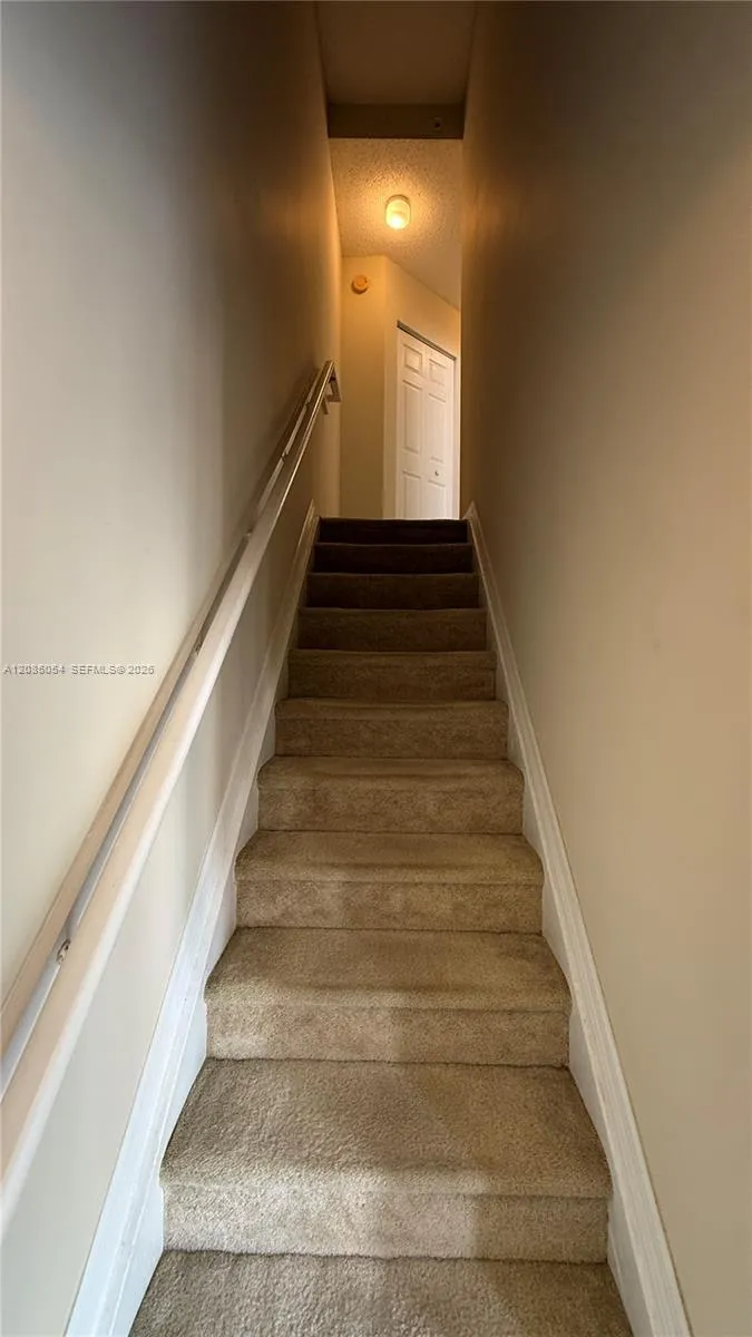 2107 SE 10th Ave #827 Fort Lauderdale, FL 33316