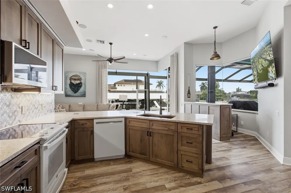 Peach Court Marco Island, FL 34145