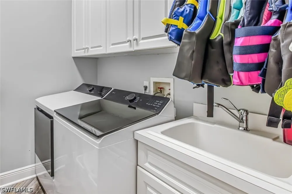 Peach Court Marco Island, FL 34145