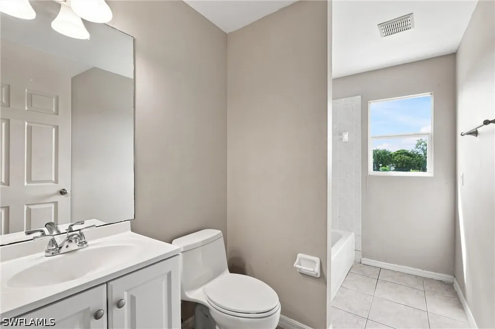 PLUMBAGO COURT Lehigh Acres, FL 33972