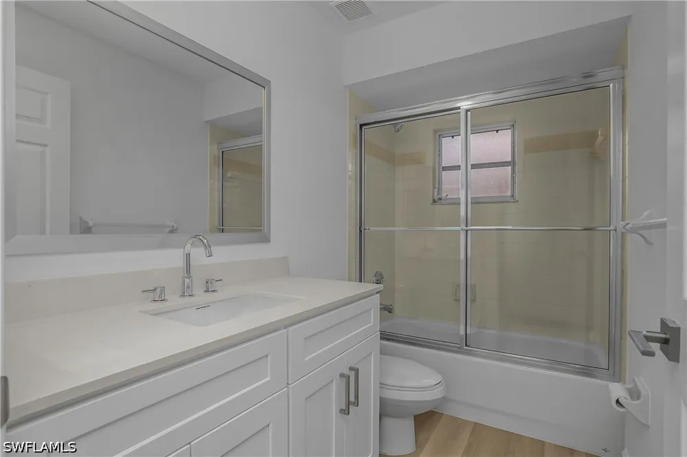 Londonderry Lane Bonita Springs, FL 34135