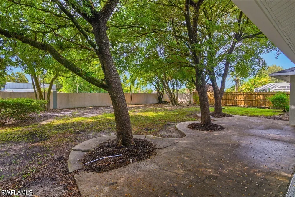 Londonderry Lane Bonita Springs, FL 34135
