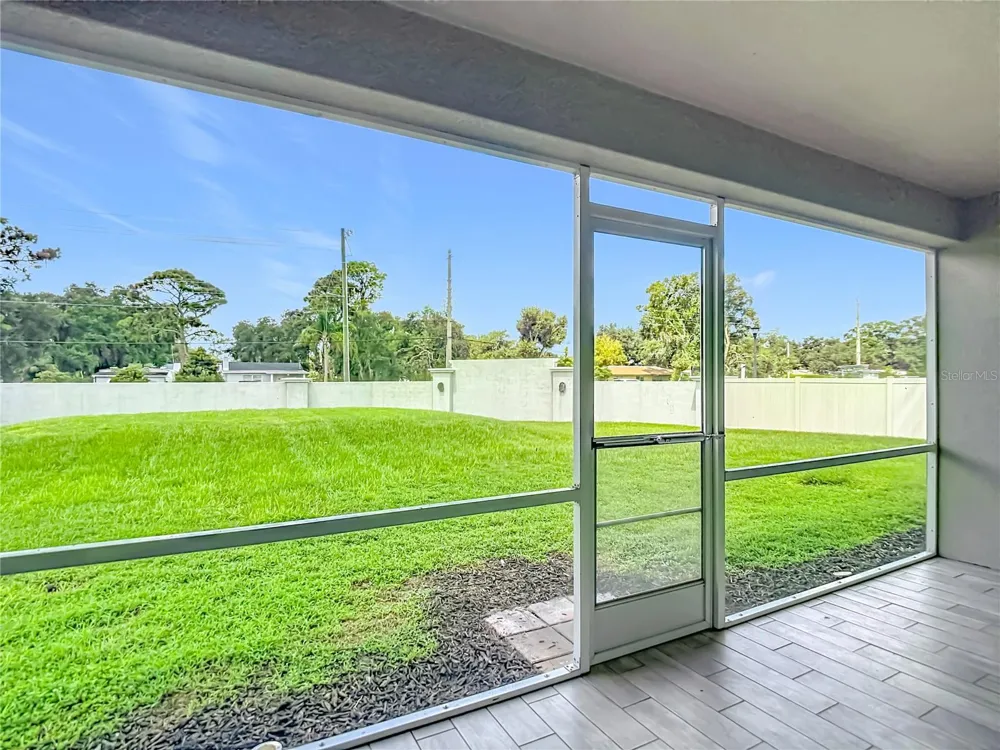 2140 CREEKS CROSSING LANE Lakeland, FL 33810