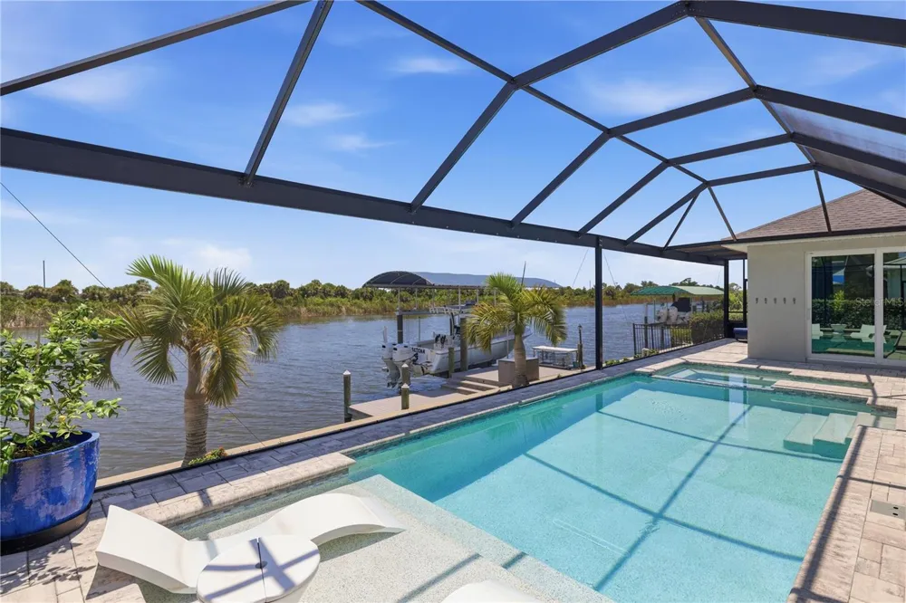 10628 MCALESTER CIRCLE Port Charlotte, FL 33981