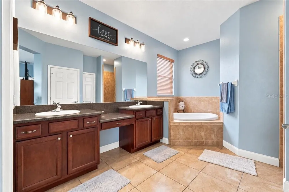 5326 KINSLEY LANE Lakeland, FL 33812