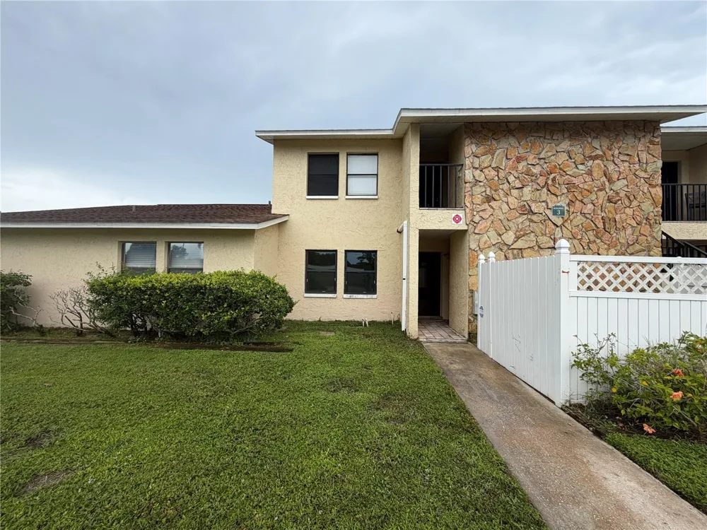 6301 58TH STREET #302 Pinellas Park, FL 33781