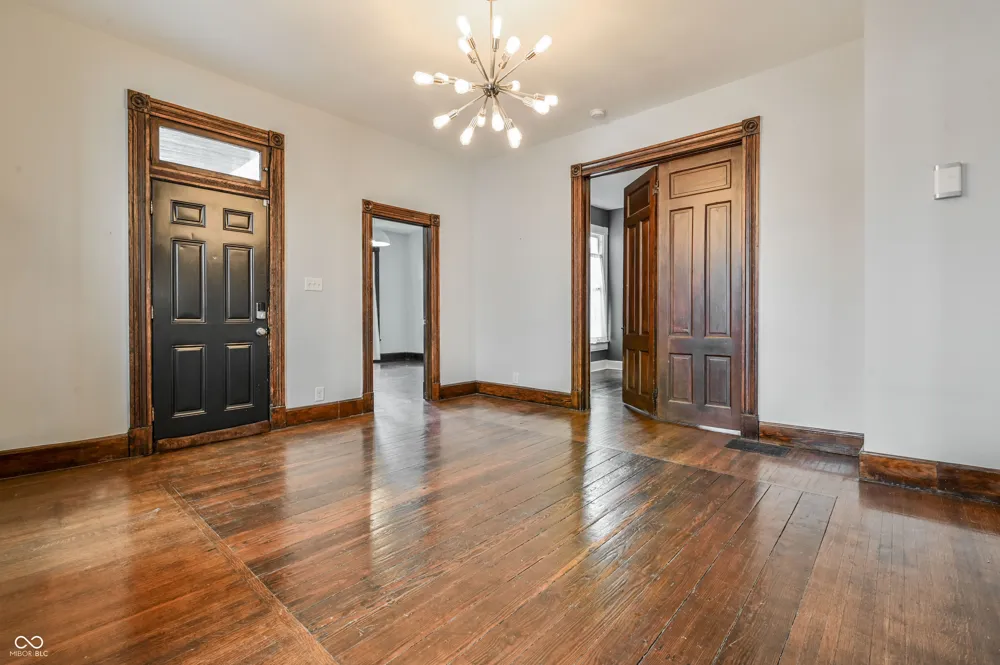 1705 Woodlawn Avenue Indianapolis, IN 46203