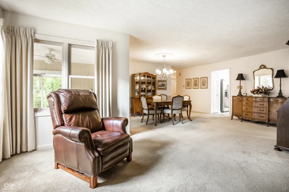 6952 Steinmeier Drive W Indianapolis, IN 46220
