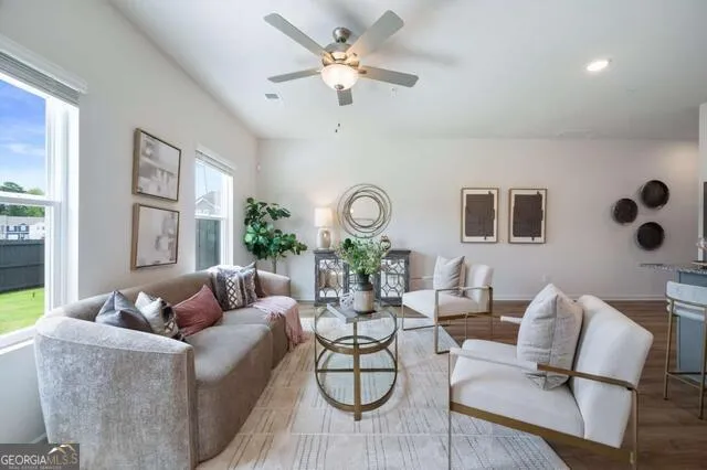 1352 Willow Brook CIR Jonesboro, GA 30238