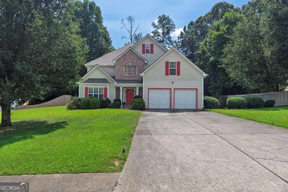 120 Silverleaf LN Dallas, GA 30157