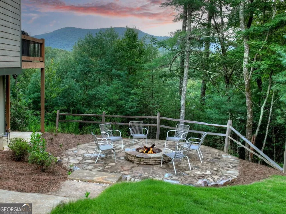 149 Watersong BLF Ellijay, GA 30540