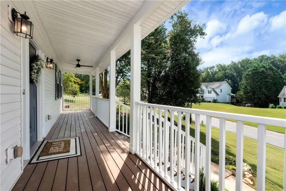 8160 Castleberry Farms Drive Gainesville, GA 30506