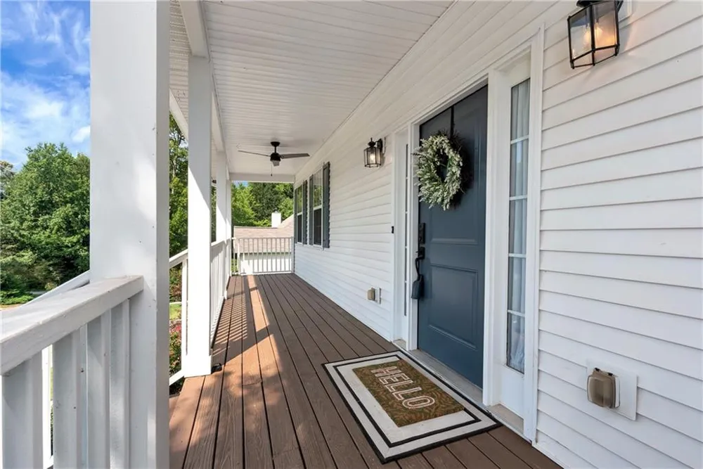 8160 Castleberry Farms Drive Gainesville, GA 30506