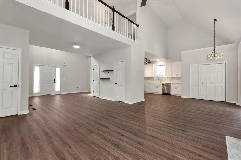 8160 Castleberry Farms Drive Gainesville, GA 30506