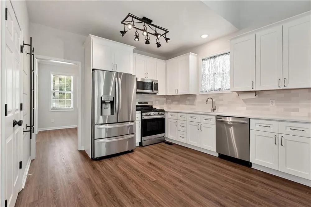 8160 Castleberry Farms Drive Gainesville, GA 30506