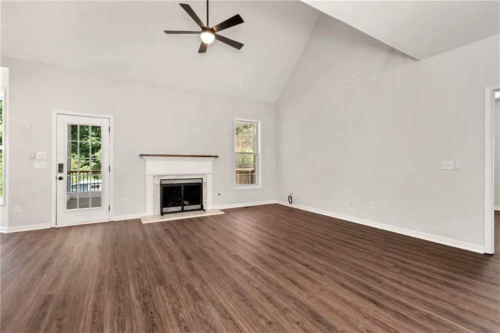 8160 Castleberry Farms Drive Gainesville, GA 30506
