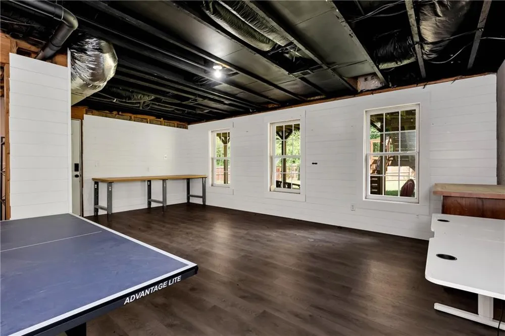 8160 Castleberry Farms Drive Gainesville, GA 30506