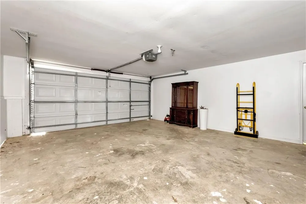 8160 Castleberry Farms Drive Gainesville, GA 30506