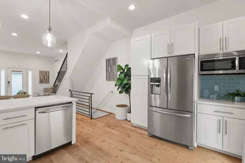 1006 S REESE STREET Philadelphia, PA 19147