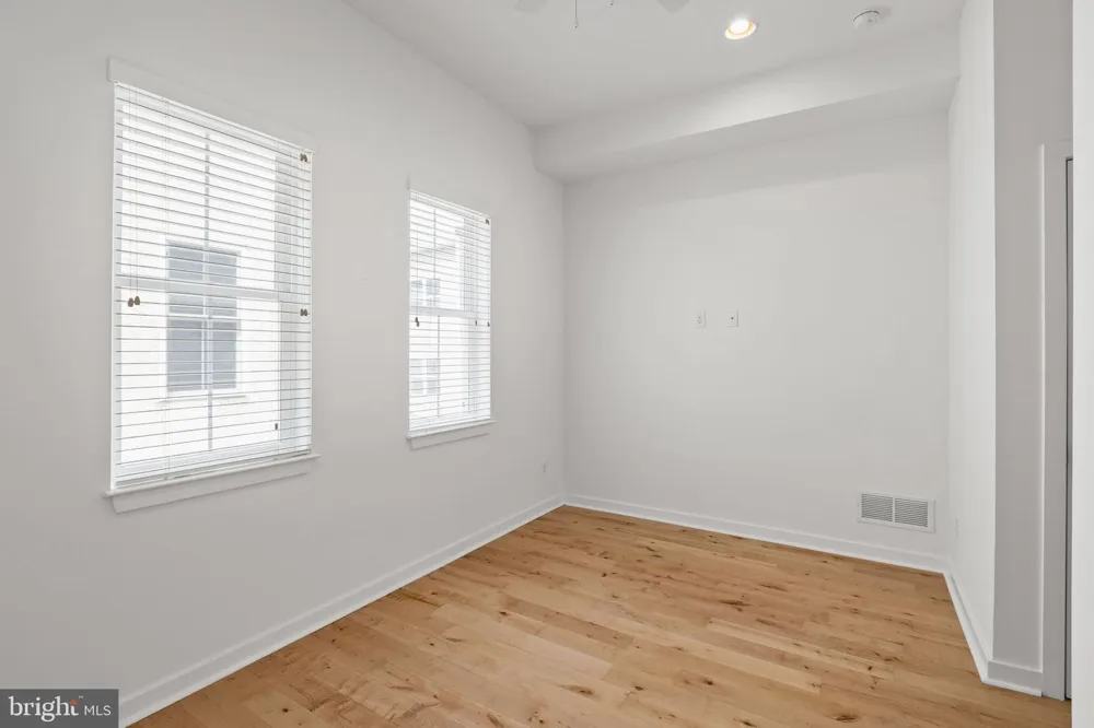 1006 S REESE STREET Philadelphia, PA 19147