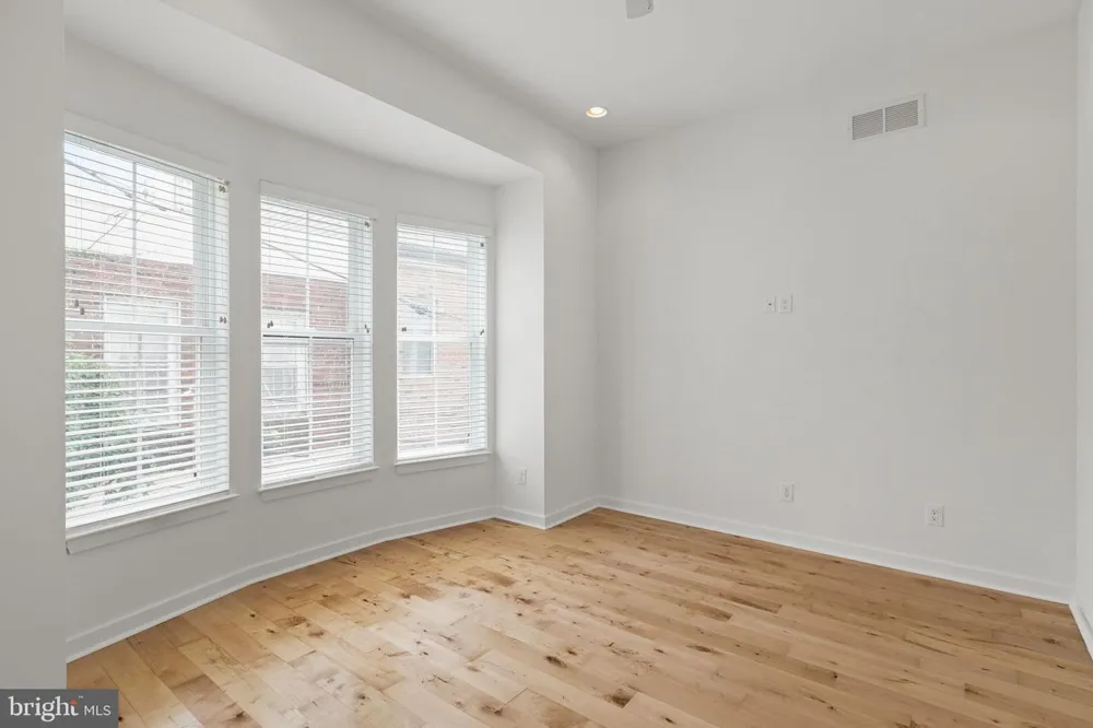1006 S REESE STREET Philadelphia, PA 19147