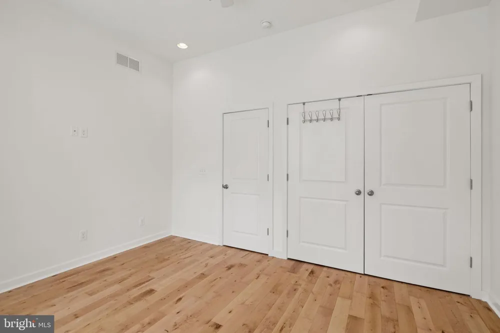 1006 S REESE STREET Philadelphia, PA 19147