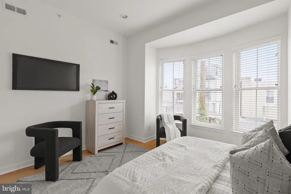 1006 S REESE STREET Philadelphia, PA 19147