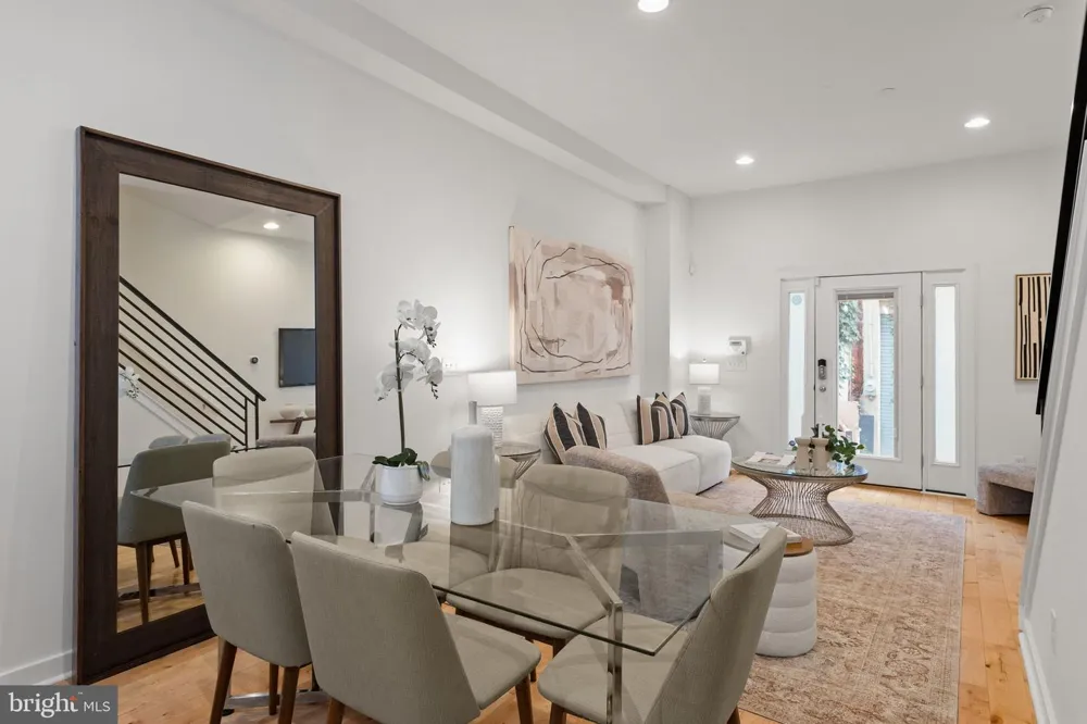 1006 S REESE STREET Philadelphia, PA 19147
