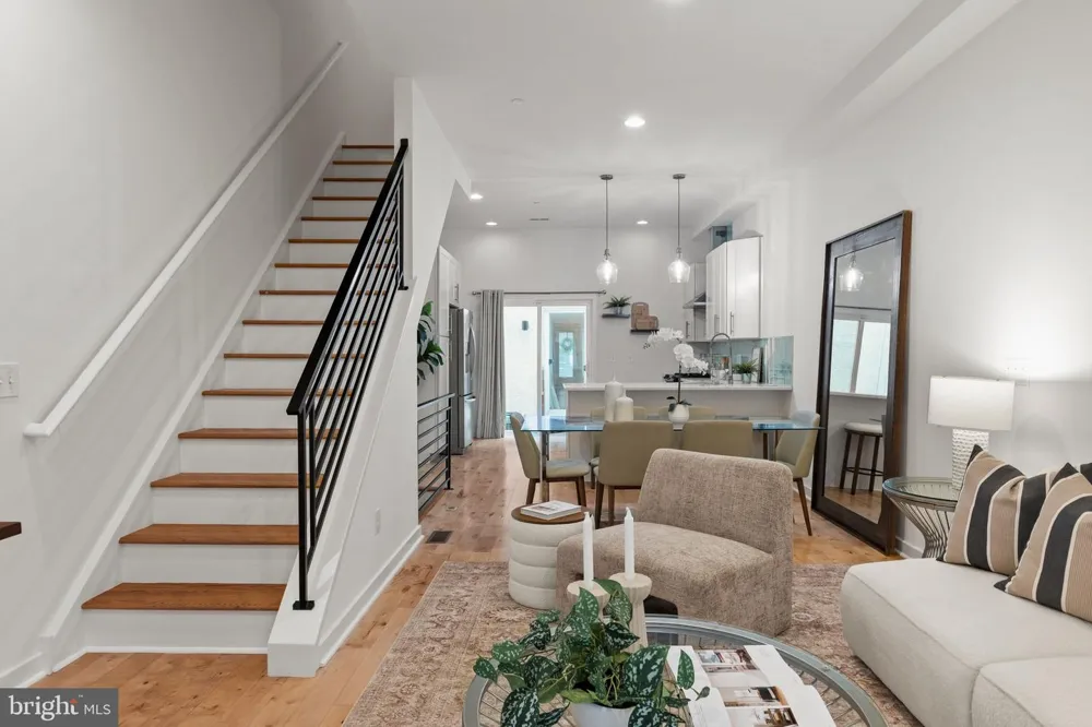 1006 S REESE STREET Philadelphia, PA 19147