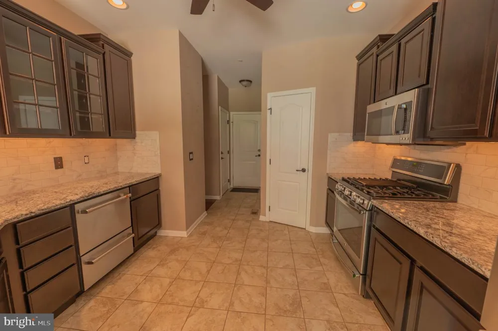 4480 LENNI CIRCLE Emmaus, PA 18049