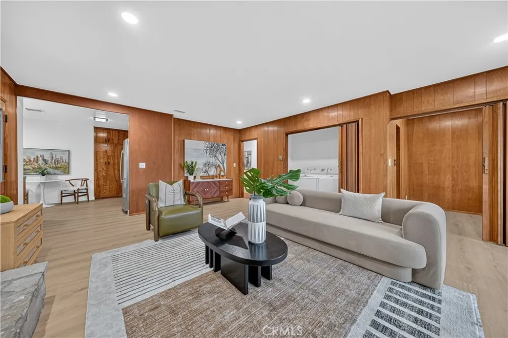 2404 Stranahan Alhambra, CA 91803