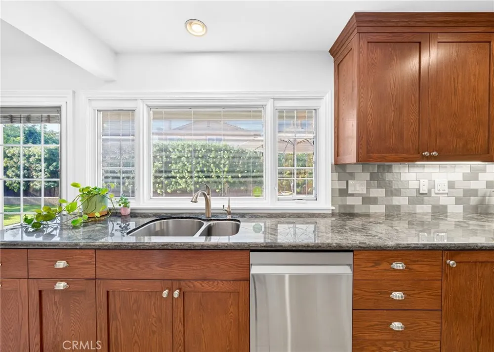 5291 Kenilworth Huntington Beach, CA 92649