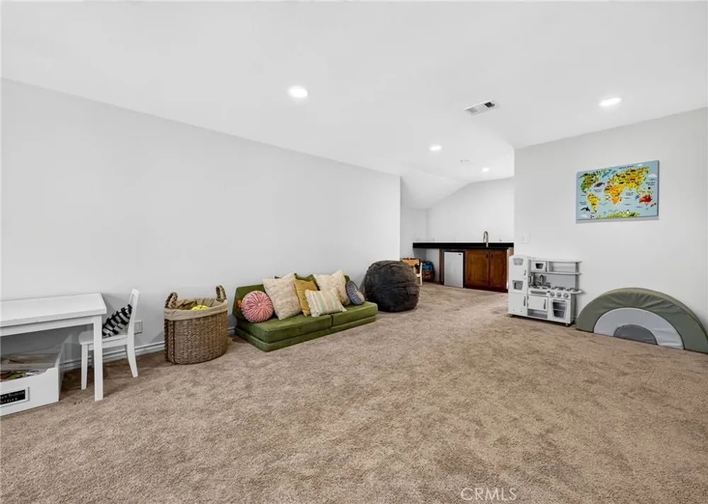 5291 Kenilworth Huntington Beach, CA 92649
