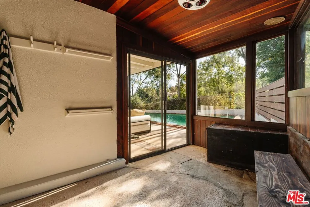 809 Broom Way Los Angeles, CA 90049