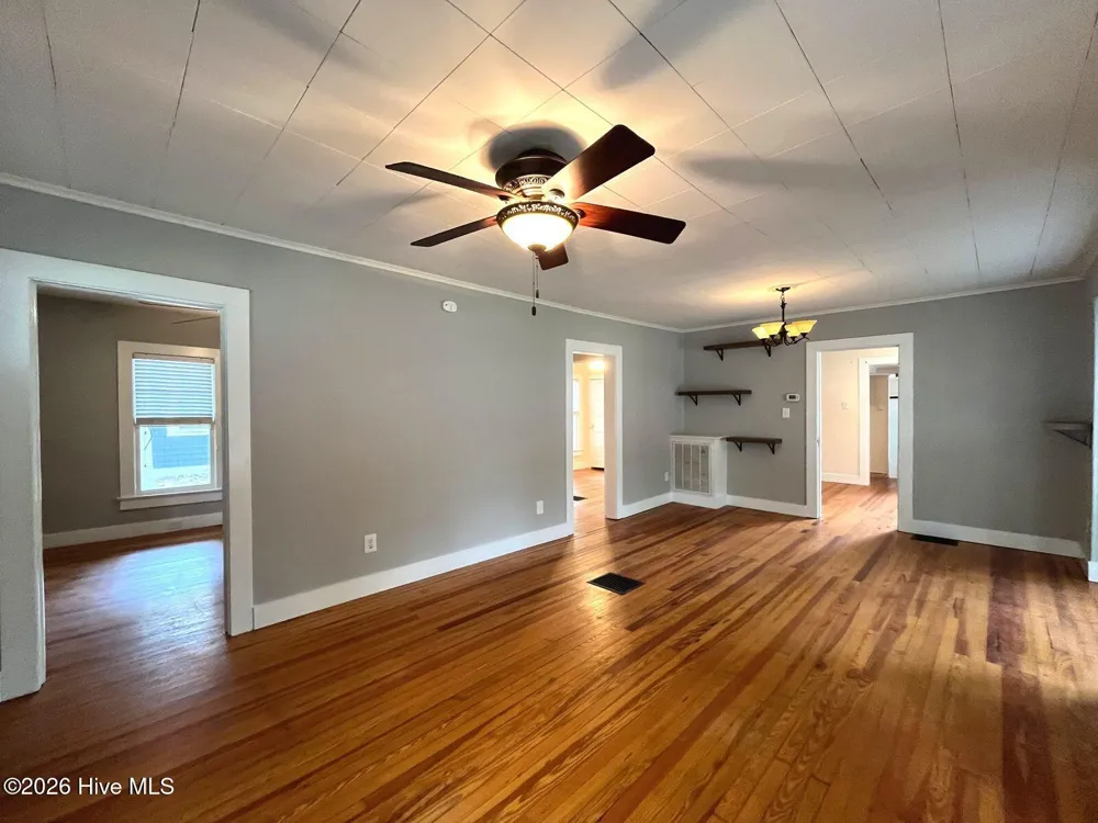 380 Leak Street Southern Pines, NC 28387