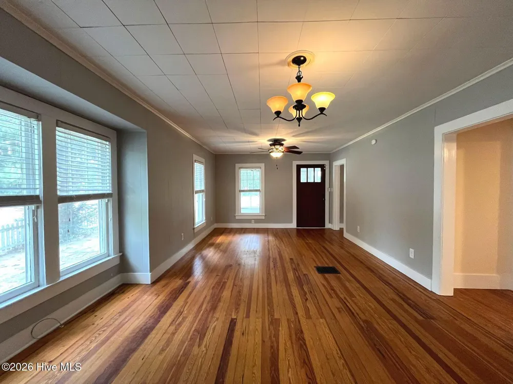 380 Leak Street Southern Pines, NC 28387