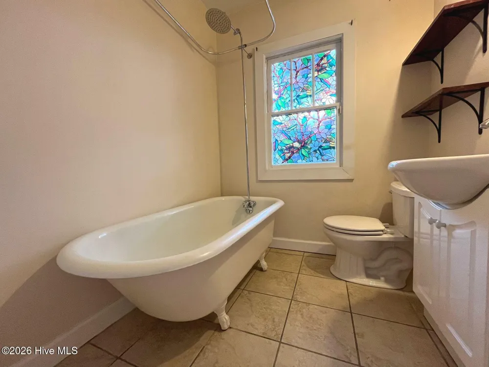 380 Leak Street Southern Pines, NC 28387
