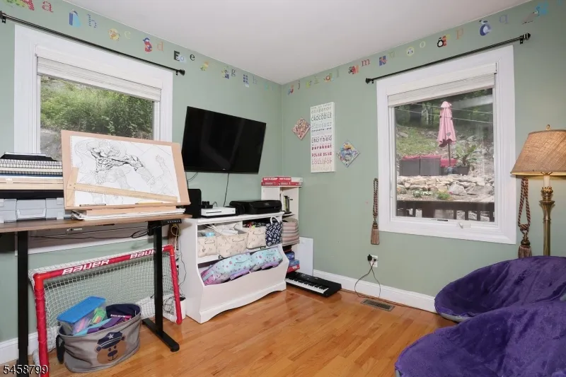121 Magee Rd Ringwood, NJ 07456