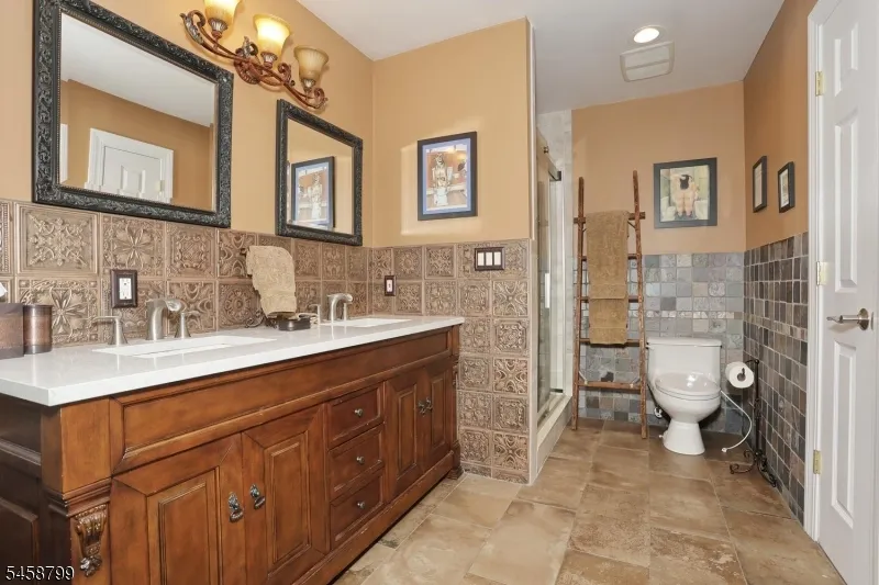 121 Magee Rd Ringwood, NJ 07456