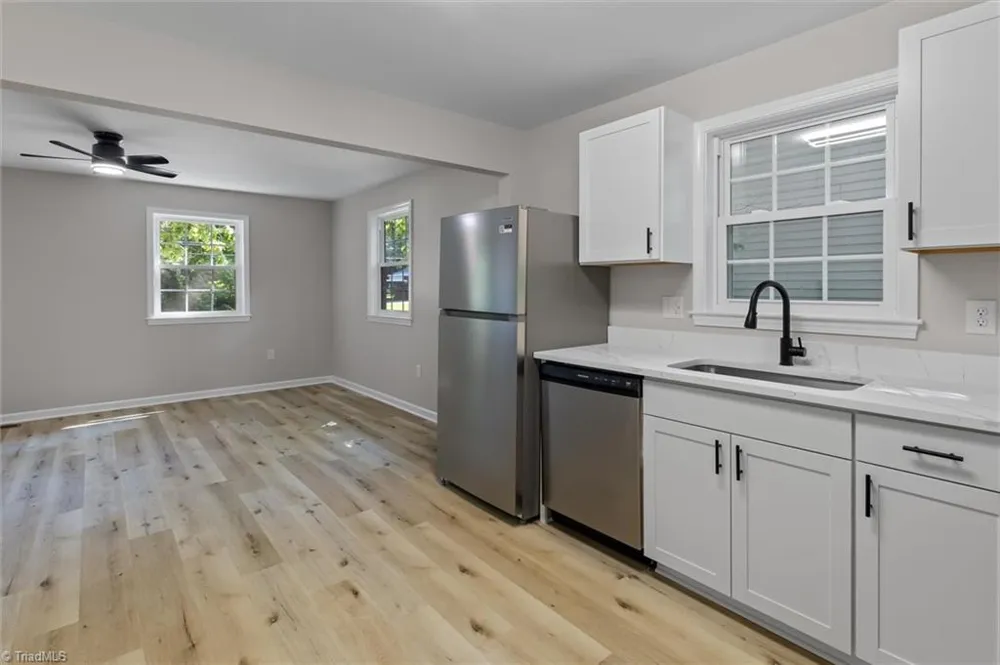 1009 Sykes Avenue Greensboro, NC 27405