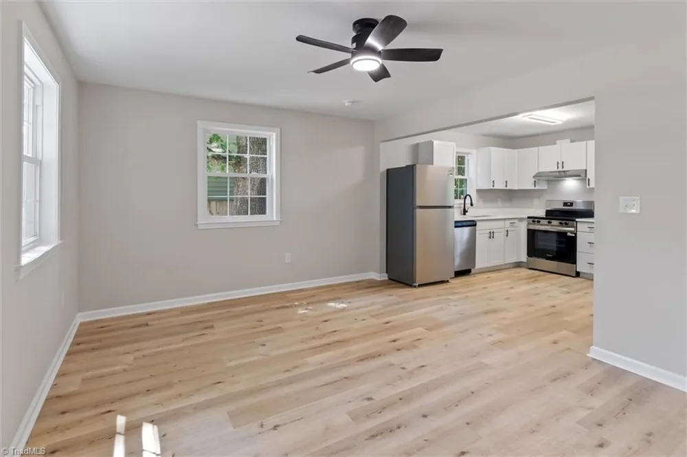 1009 Sykes Avenue Greensboro, NC 27405