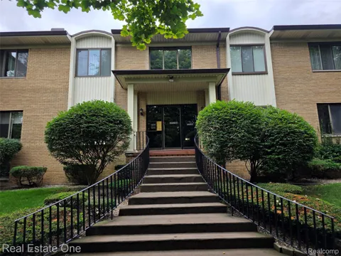 31935 W 14 Mile Road #120