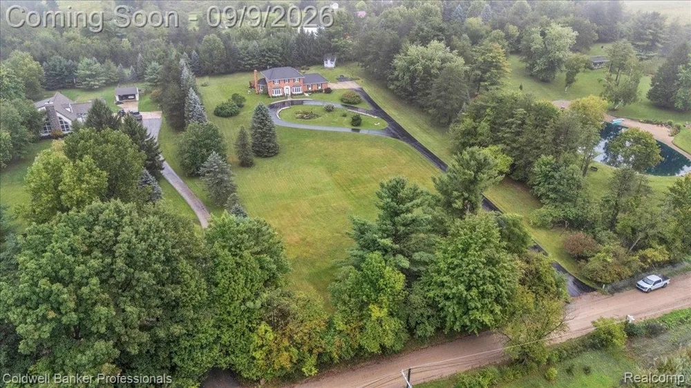 1405 McKail Road Addison Township, MI 48367