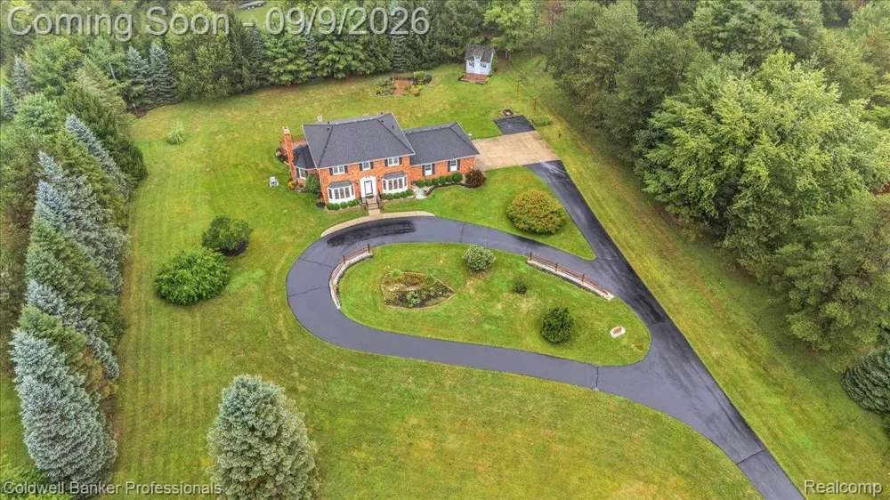 1405 McKail Road Addison Township, MI 48367