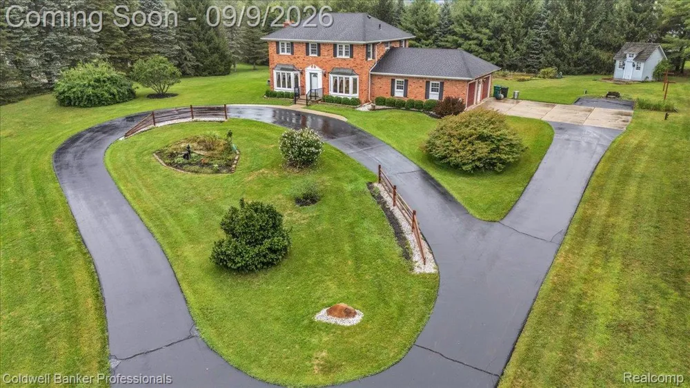 1405 McKail Road Addison Township, MI 48367