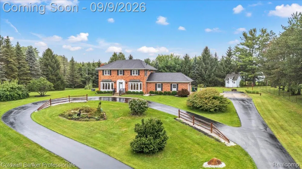 1405 McKail Road Addison Township, MI 48367