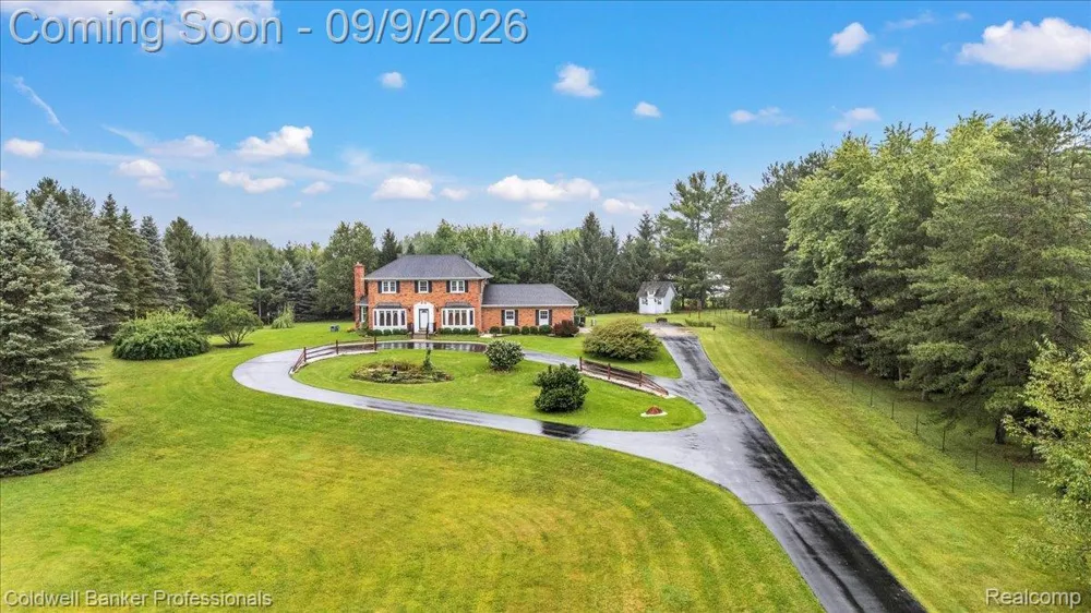 1405 McKail Road Addison Township, MI 48367