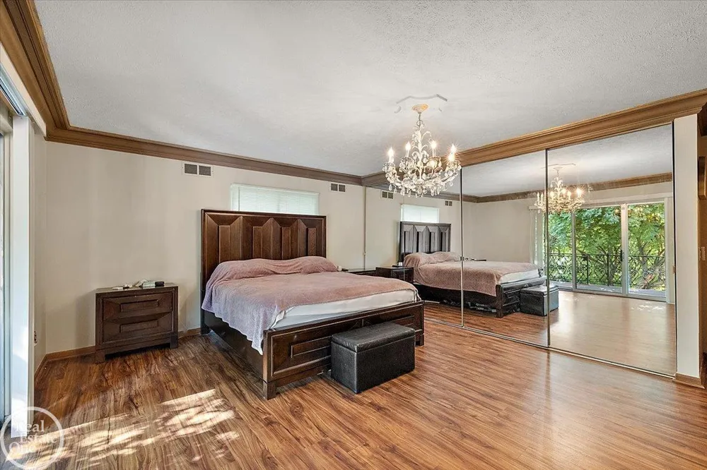 21266 Balfour Street Clinton Charter Township, MI 48036